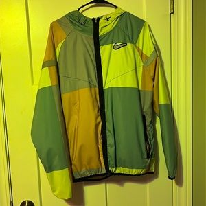 Mens Nike Windbreaker